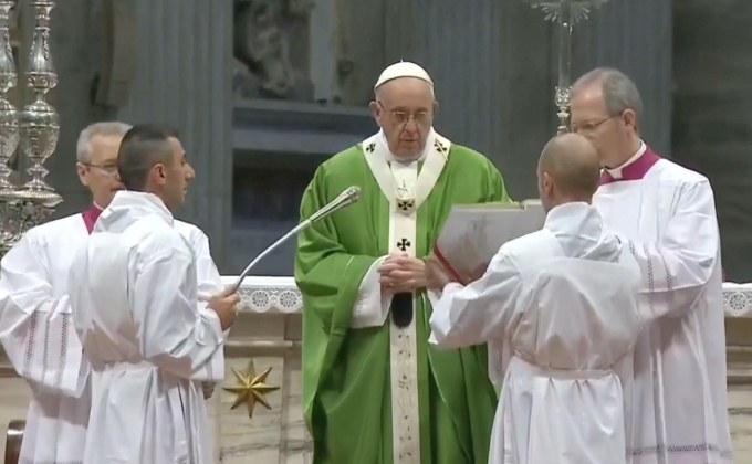 โป๊ปชี้ช่วยเหลือคนจนคือใบเบิกทางสู่สวรรค์