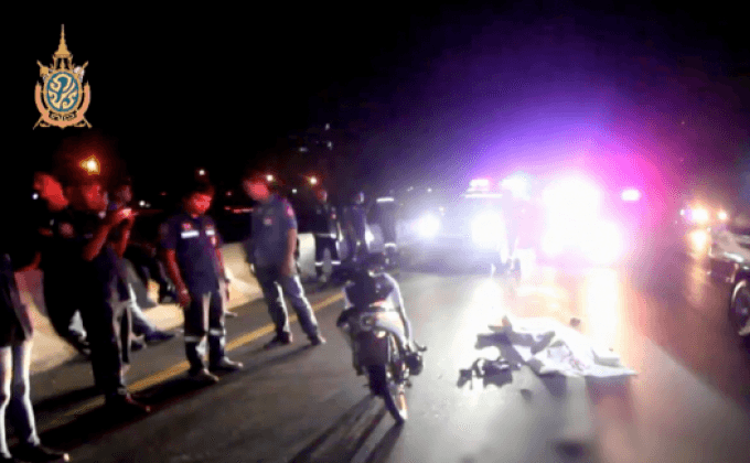 วัยรุ่นขับรถจักรยานยนต์ซิ่งเฉี่ยวทับร่างดับ