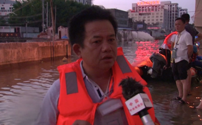 ​เจ้าหน้าที่จีนระดมกำลังช่วยเหตุน้ำท่วม