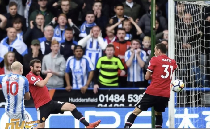 “ปีศาจแดง” ช็อค! บุกพ่าย “ฮัดเดอร์สฟิลด์” 1-2