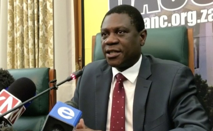 เตรียมลงมติไม่ไว้วางใจ ปธน.แอฟริกาใต้