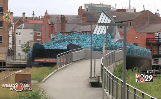 ถ่ายภาพเปลือยหมู่ “ทะเลมนุษย์” ในอังกฤษ