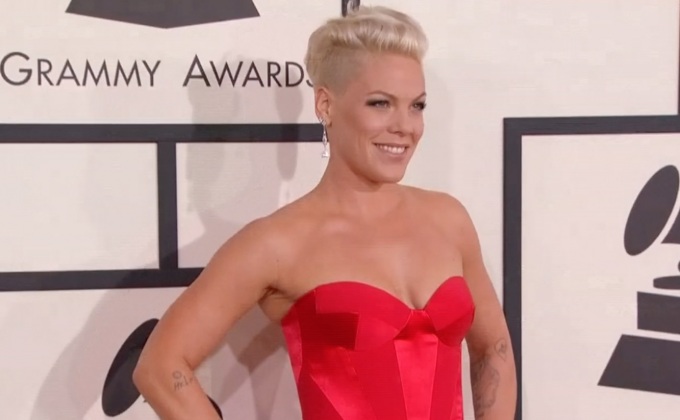 “พิงค์” เตรียมรับรางวัลเกียรติยศจาก MTV