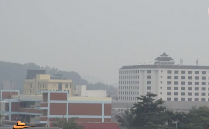 หลายจังหวัดภาคใต้ยังถูกปกคลุมไปด้วยหมอกควัน