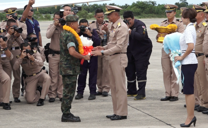 กองทัพเรือ จัดพิธีต้อนรับหน่วยซีล-จนท.159 นาย