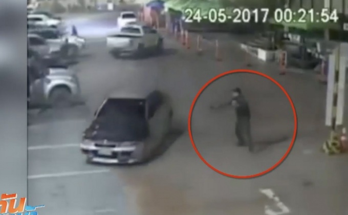 ตร.เมืองปทุมธานี แถลงโต้ทนายดัง ปม จนท.ยิงสกัดรถ