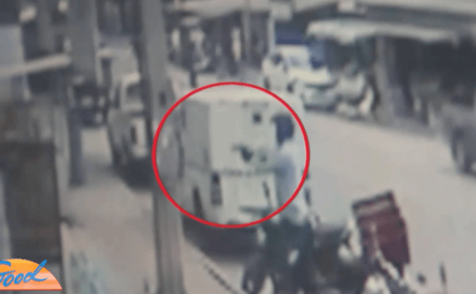 บุกจี้รถขนเงินกลางเมืองชลบุรี