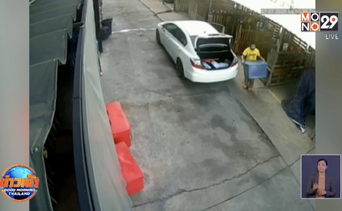 เศรษฐกิจแย่คนร้ายขโมยเสื้อผ้าของพ่อค้าตลาดนัด