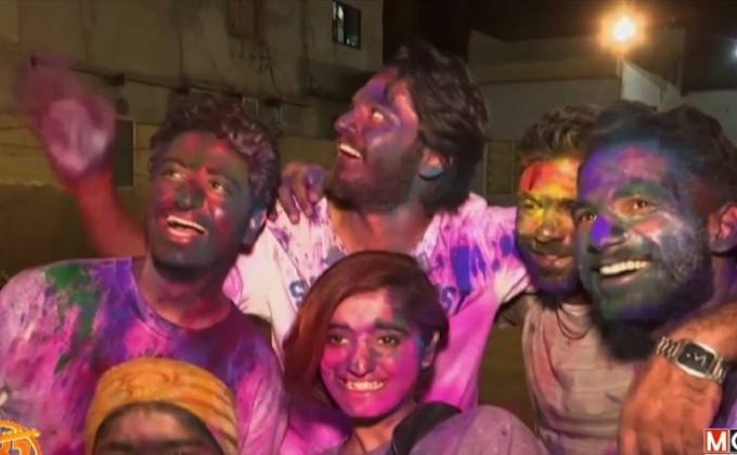 เทศกาลสาดสีในปากีสถาน