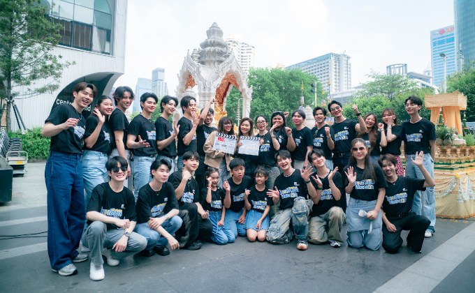 ‘เบิกฤกษ์มหามงคล “ไหนเฮียบอกไม่ชอบเด็ก” จัดบวงสรวงใหญ่ ทัพนักแสดง-ผู้จัด พร้อมก้าวสู่ความปัง