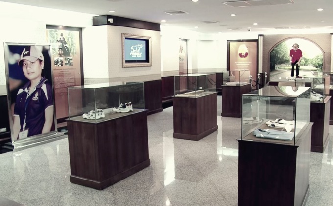 อุปกรณ์และฉลองพระองค์ที่ใช้ทรงกีฬาของในหลวง ร.9